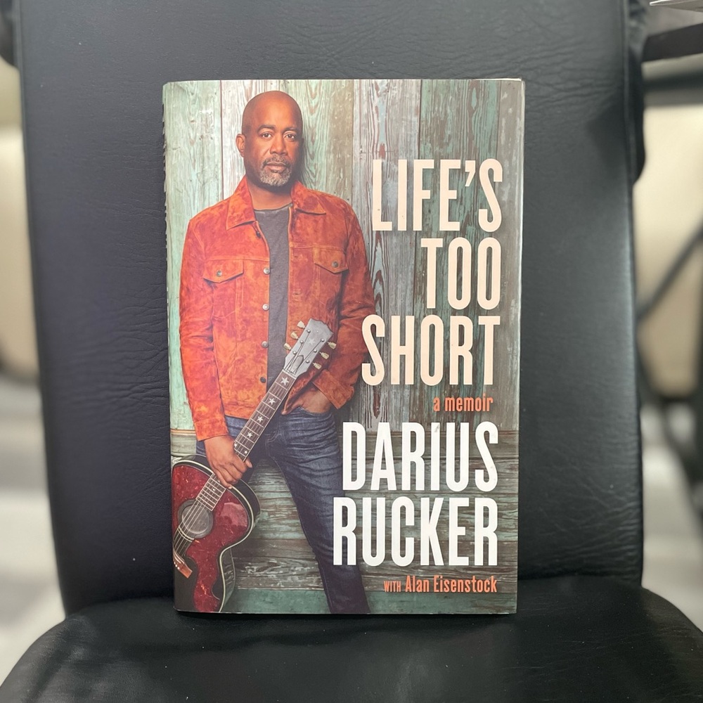 Book by Darius Rucker “Life’s Too Short”